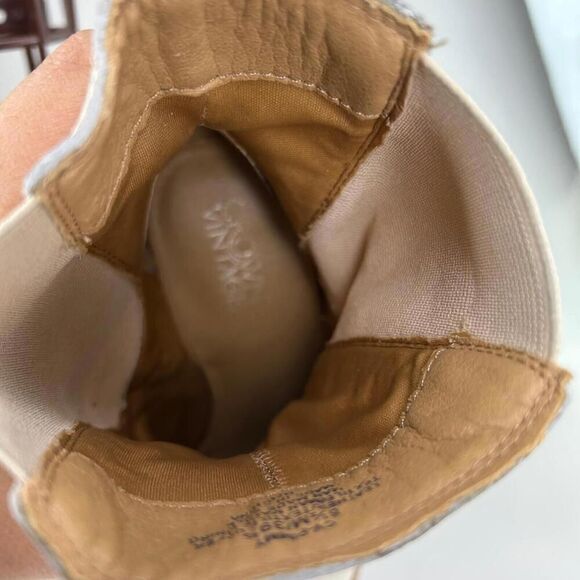 Crown Vintage Pimmy Bootie Women's US 8.5 M Beige Leather Heels Chelsea Boots - Picture 14 of 15